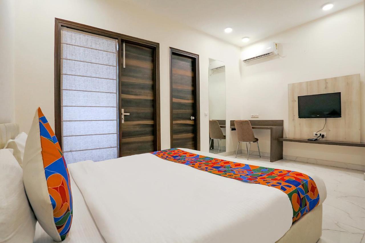 Fabhotel Ab Inn Huda City Center Gurgaon Buitenkant foto
