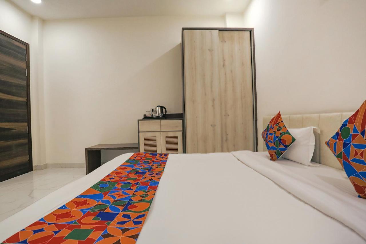 Fabhotel Ab Inn Huda City Center Gurgaon Buitenkant foto