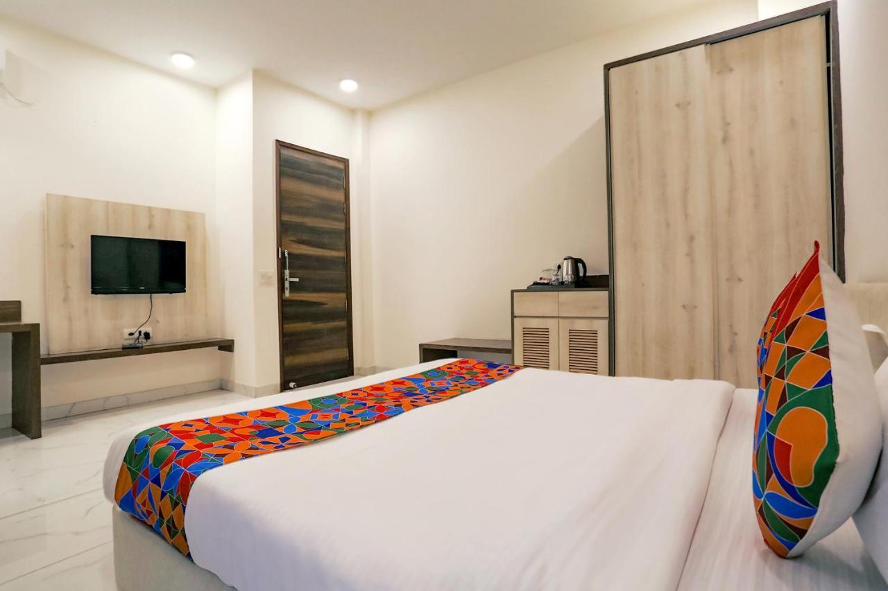Fabhotel Ab Inn Huda City Center Gurgaon Buitenkant foto