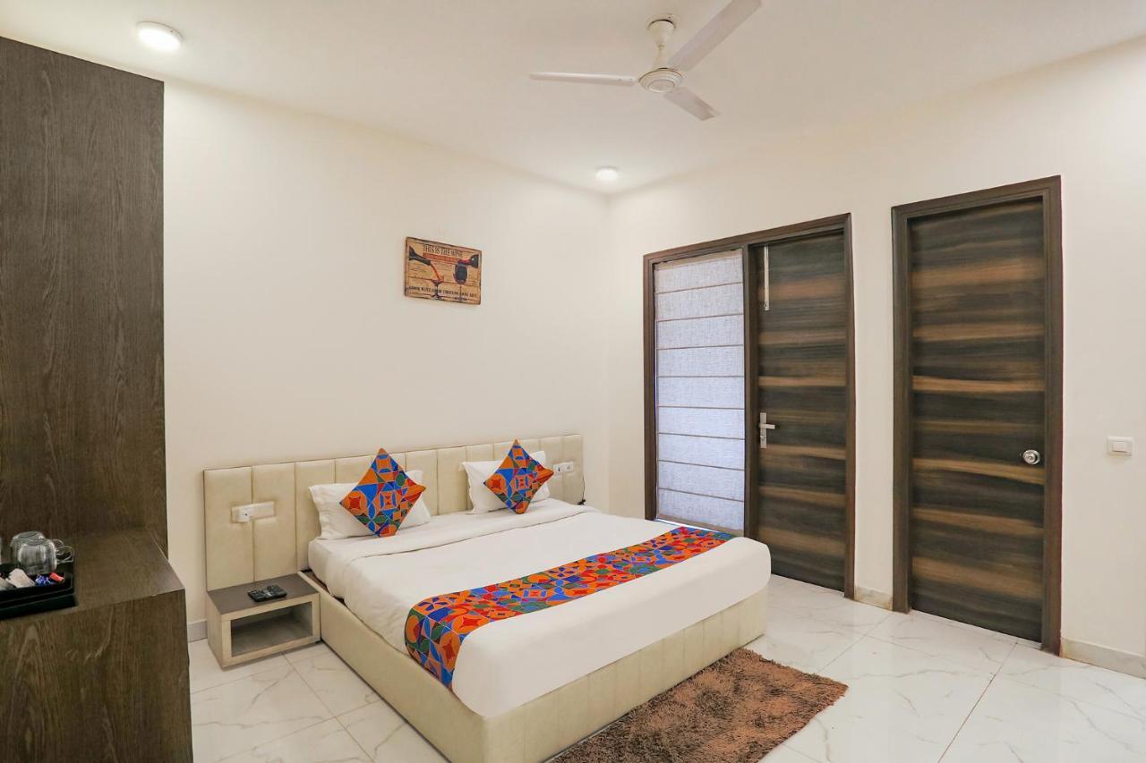 Fabhotel Ab Inn Huda City Center Gurgaon Buitenkant foto