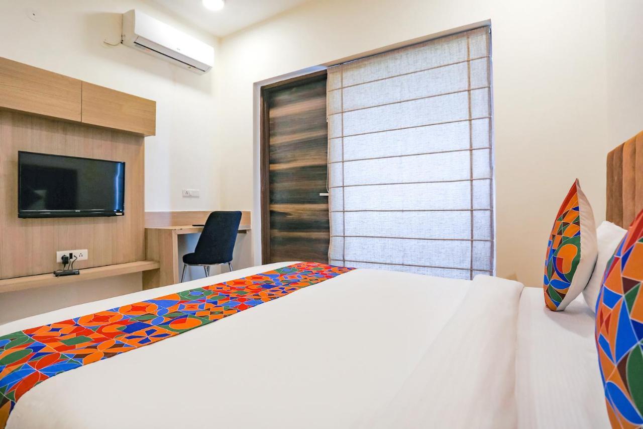 Fabhotel Ab Inn Huda City Center Gurgaon Buitenkant foto