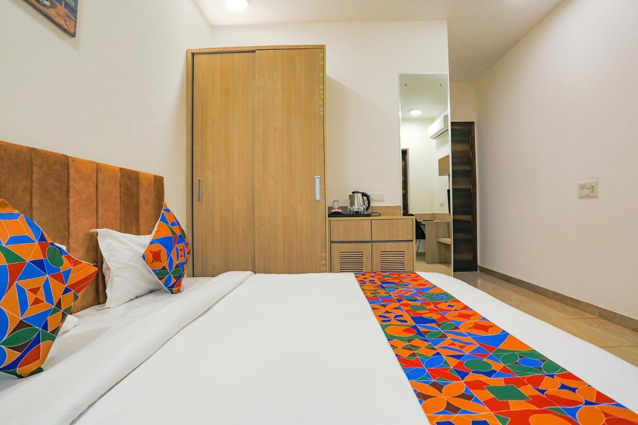 Fabhotel Ab Inn Huda City Center Gurgaon Buitenkant foto